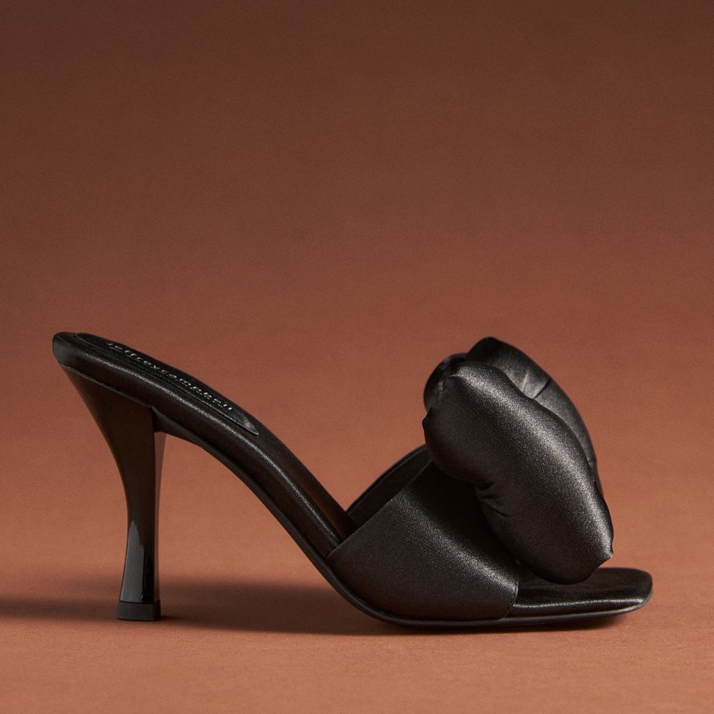 Jeffrey Campbell Black Satin Bow Down Heels Size 7
